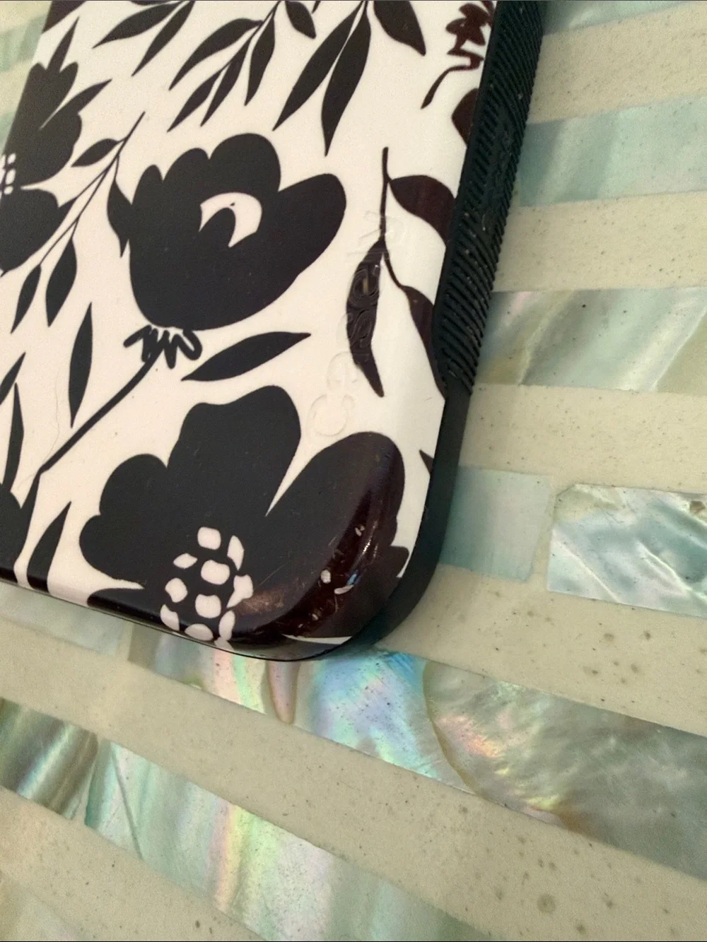 Casely Black & White Floral Phone Case - Compatible iPhone Protective Cover